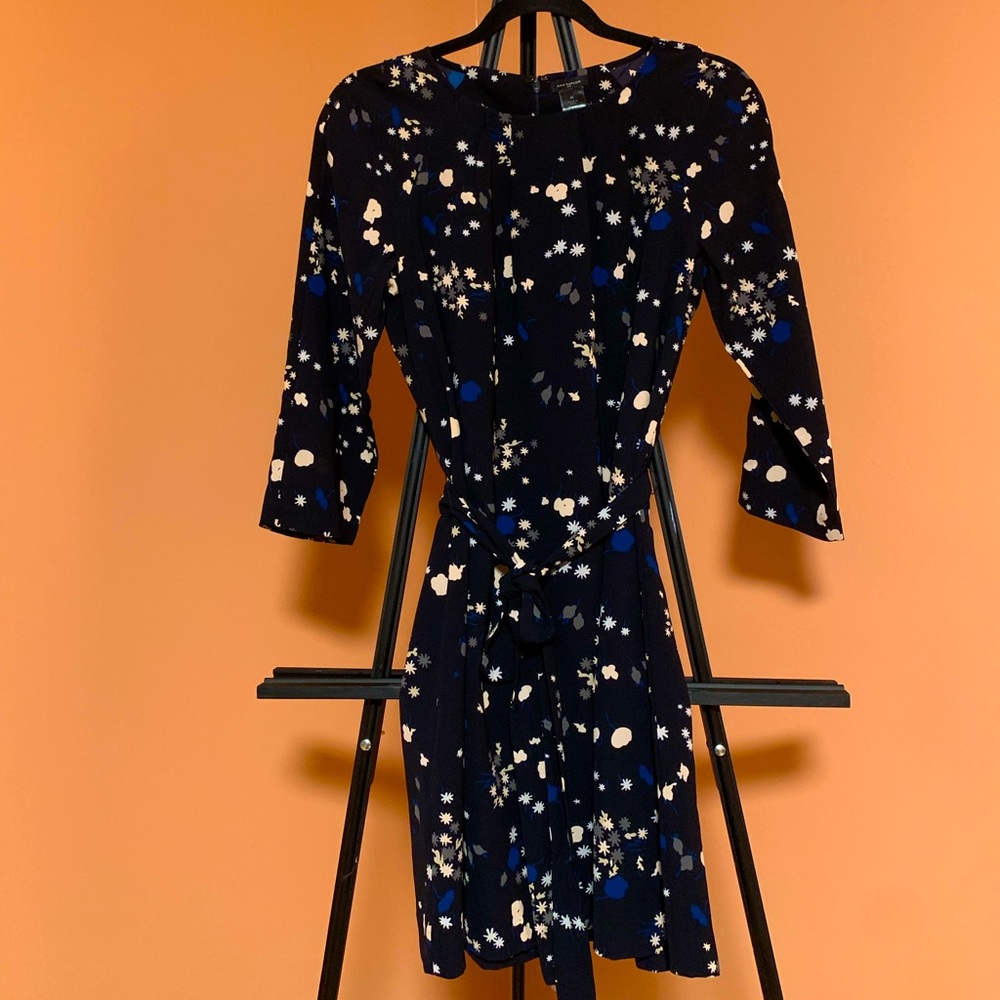 NWT Ann Taylor Navy Blue Floral